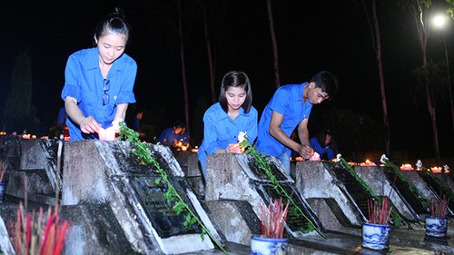 Young people in commemoration of heroic martyrs in Ha Giang - ảnh 1